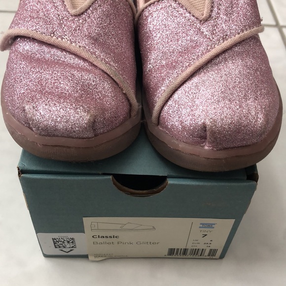Toms Classic Ballet Pink Glitter - Picture 3 of 7